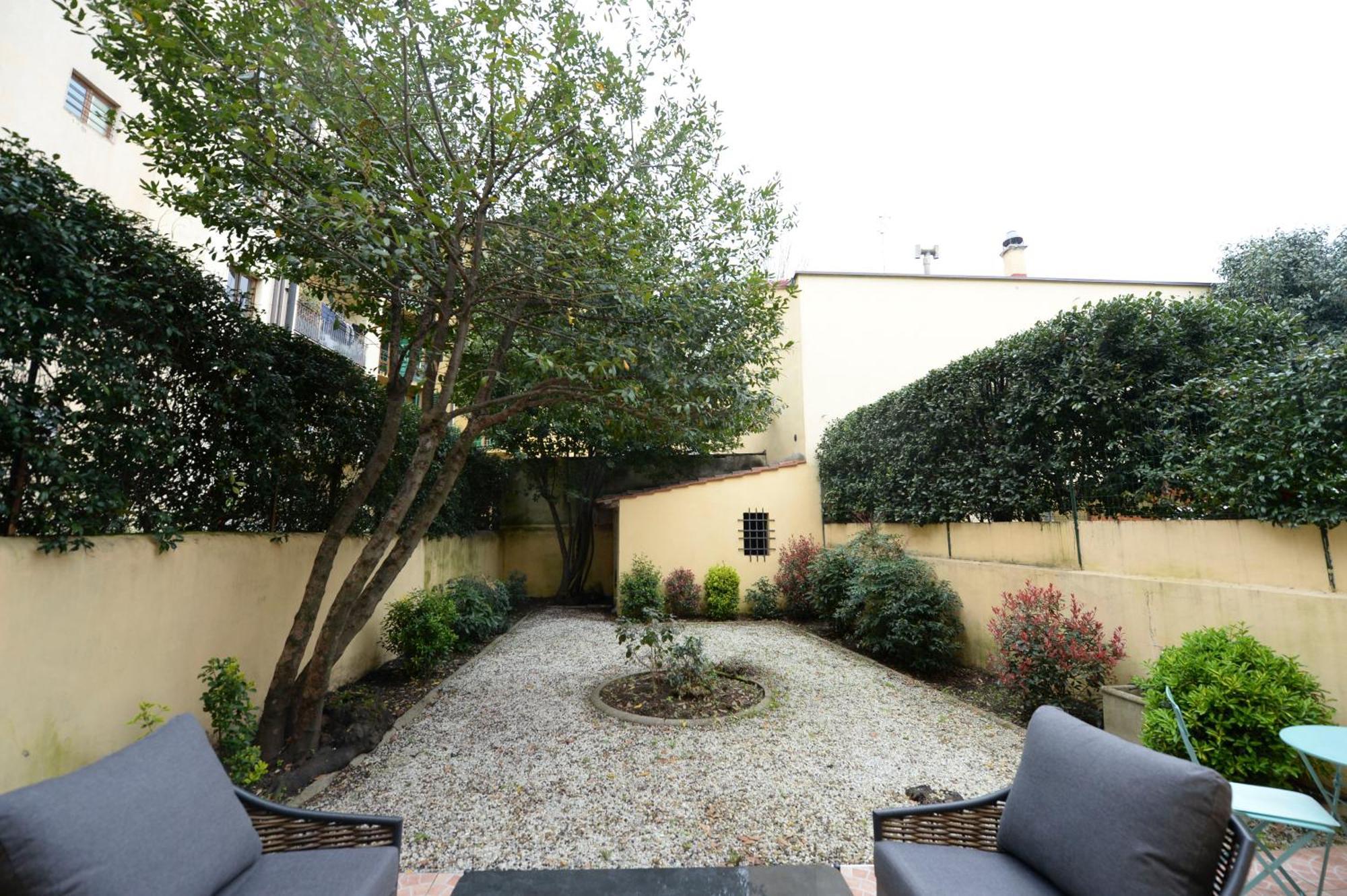 Palazzo Oliveto Bed & Breakfast ฟลอเรนซ์ ภายนอก รูปภาพ